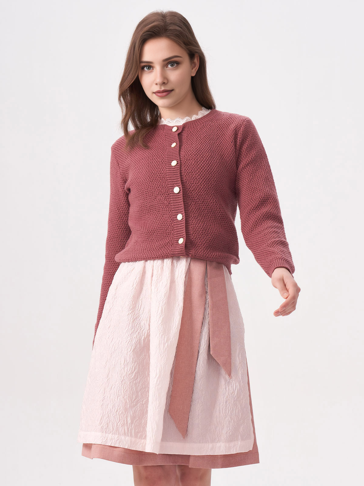 Ehreer Dirndl in lila mit Strickoptik