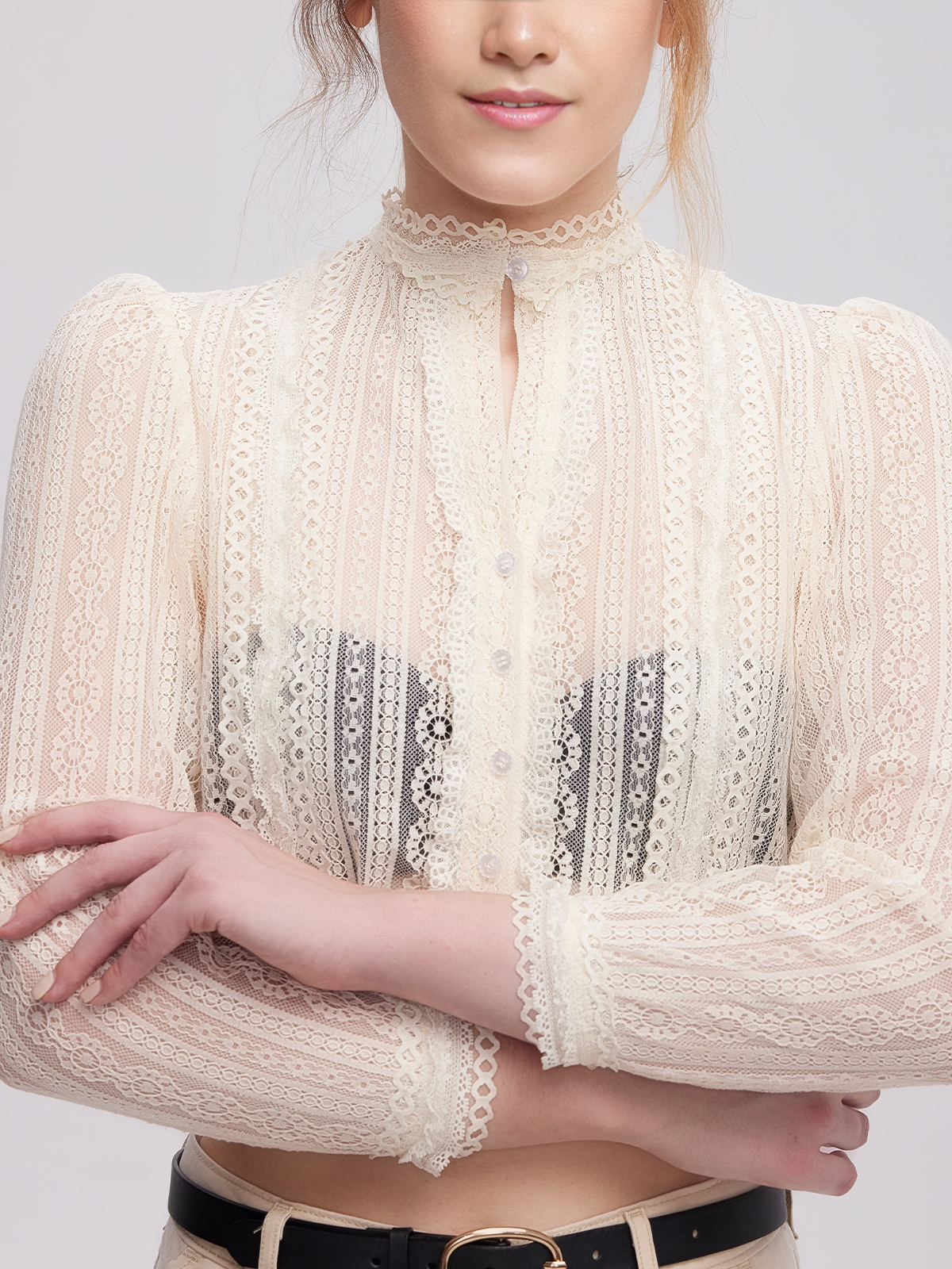 Mittellanges Dirndl in Beige
