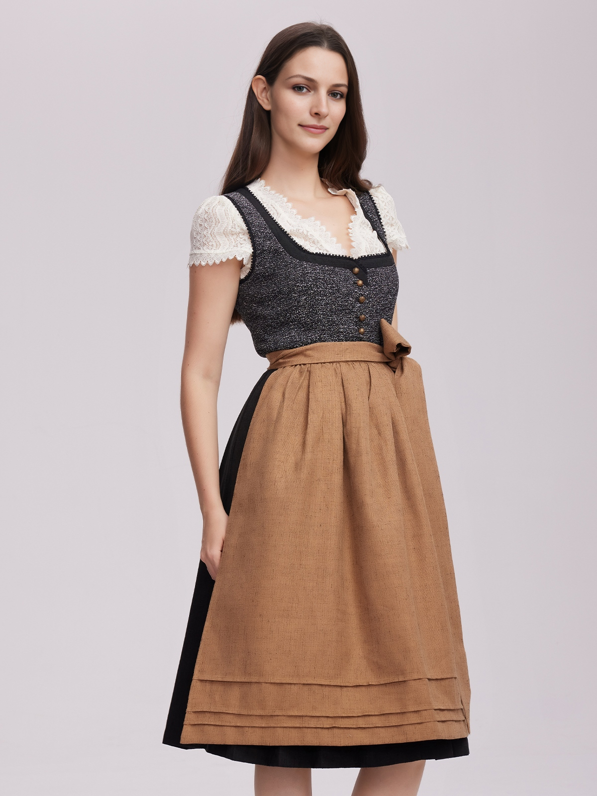 Modernes schwarzes Minidirndl