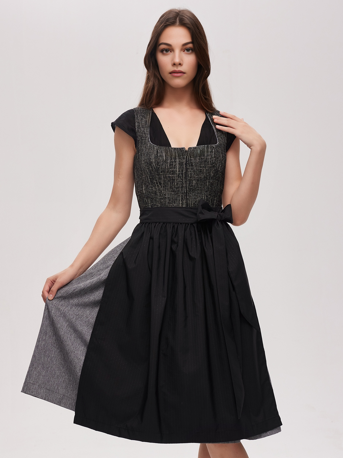 Dirndl Smaragdgrün in eleganter Ausführung