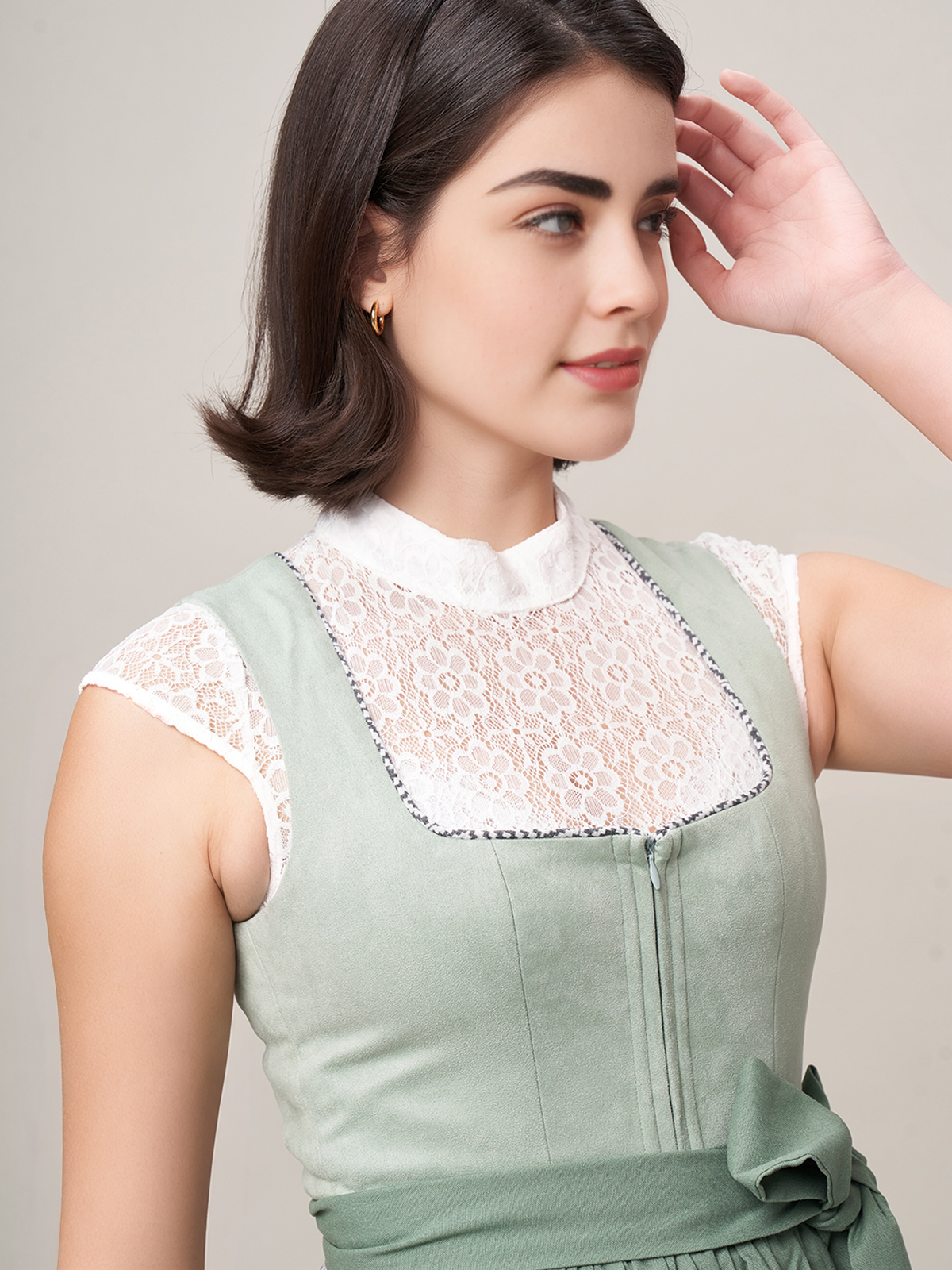 Dirndl Rosa Beige – Eleganz in Perfektion