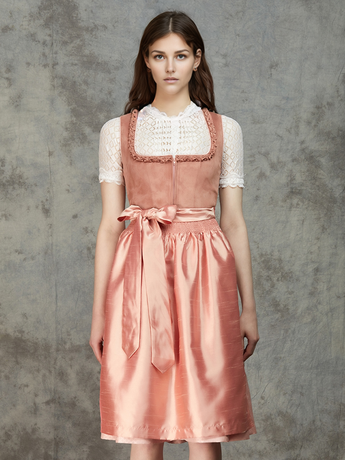Klassisches Dirndl in Rosa